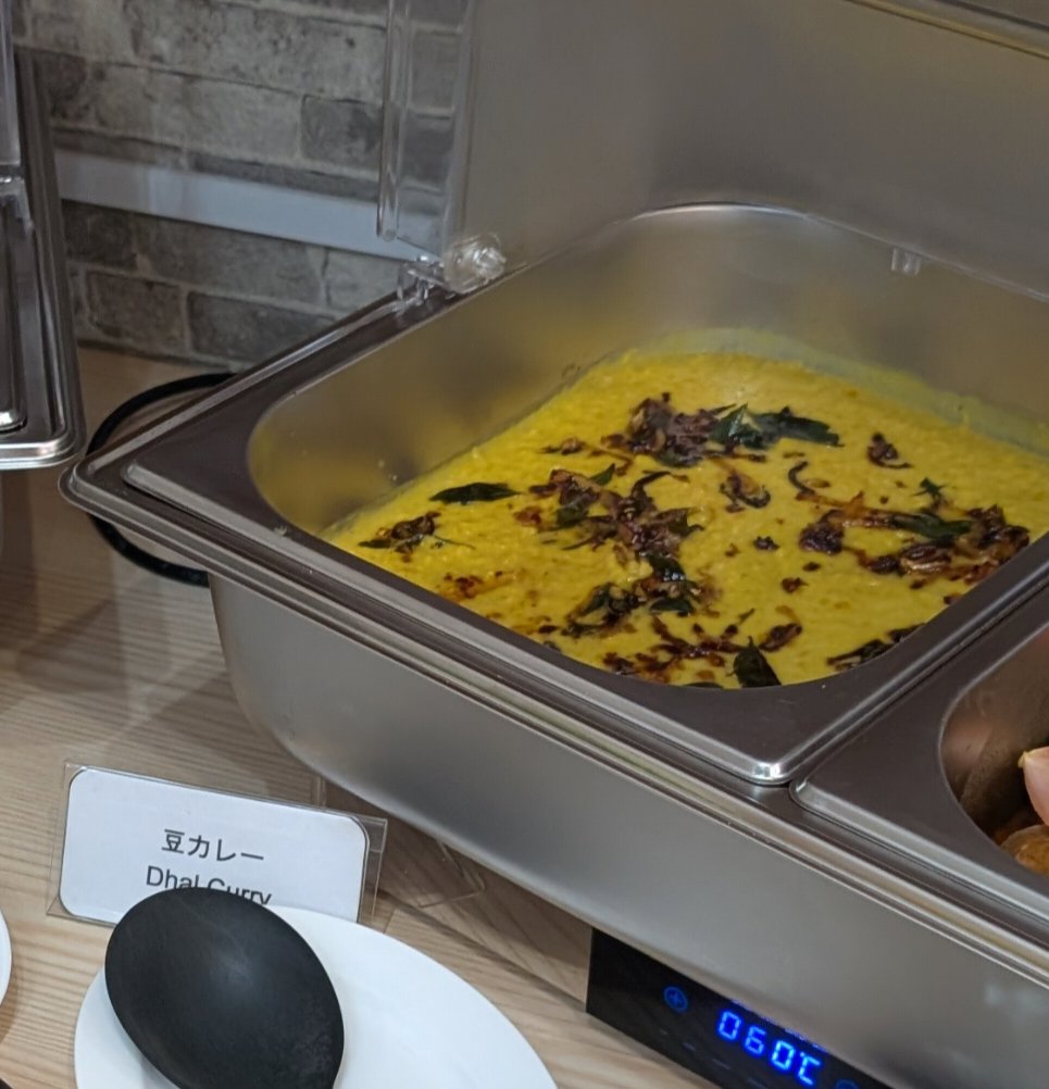 srilankatarou's tweet photo. ダルカレーは液状だったり固形だったり、同じお店でもその日によって違うところが面白い。
僕は固形が好きです🥰 https://t.co/XablSTmNAS