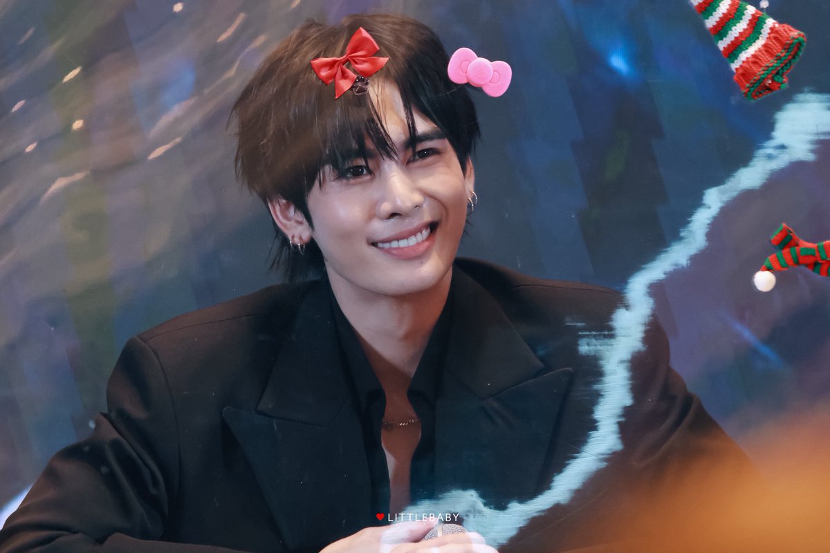 Mylittlebaby___'s tweet photo. แซนต้า คิตตี้ !!
#santapp https://t.co/xYo4i6luiZ