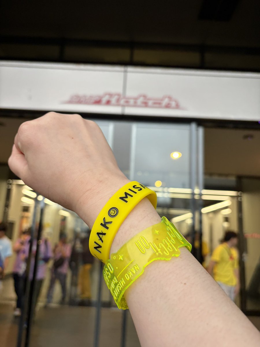 tatitutegmailc1's tweet photo. オルスタだからめちゃくちゃ跳べて楽しかった(ᐢ ˙꒳​˙ ᐢ )��ﾟｮﾝﾋﾟｮﾝ
なこちゃんの新曲初披露でそわそわしてて可愛かったけど歌が始まったらキチッときまっててかっこよかったです！
今日も慈悲深い笑顔に心を救われましたー！！😇
#リスパレ #岬なこ https://t.co/QtainLMlXR
