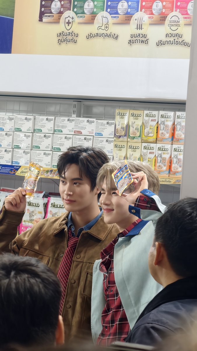 (◕ᴗ◕) พีทีเอ็น tweet media