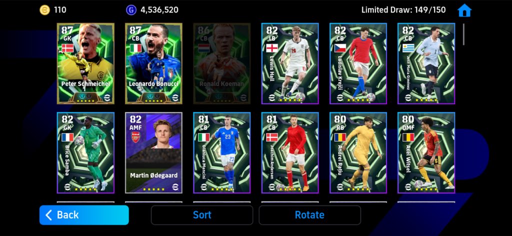 ChukwuemekaIV's tweet photo. @Rodry1q My rewards  for my every pack 100 spin https://t.co/13HKfCw6JF