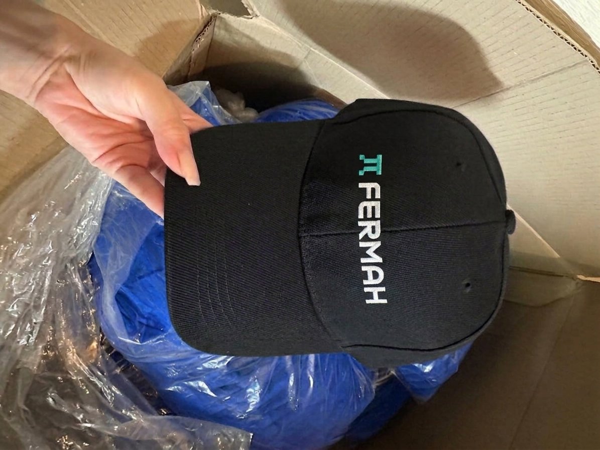 Sydneysundown's tweet photo. “gFERMAH”

Every community has its identity.
This is ours...

Proud to wear @fermah_xyz and even prouder to be part of the journey.

Who else is rocking the merch? 👇 https://t.co/EmQ481Qv9l