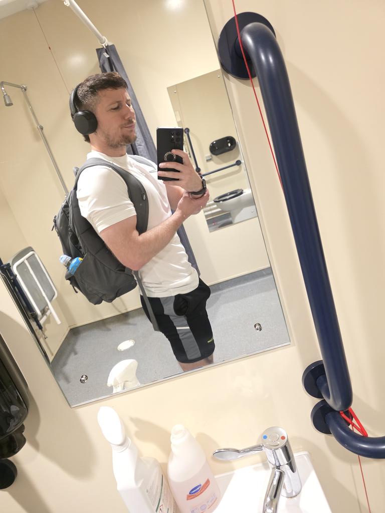 malachi_joe's tweet photo. Feeling 💪 https://t.co/g8m0k68Ubr