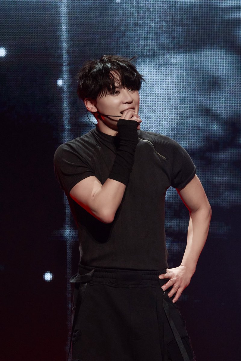 XIAinfo's tweet photo. [일정] 2026.07.10 (금)

🎤 18:30 2026 XIA 6TH ASIA TOUR CONCERT 'GRAVITY' OSAKA

#김준수 #XIA #준수 #XIA준수 #시아준수 #JUNSU #KIMJUNSU #XIAJUNSU #ジュンス #金俊秀 #GRAVITY #그래비티 #XIA_GRAVITY https://t.co/ljgJ3h7YKZ