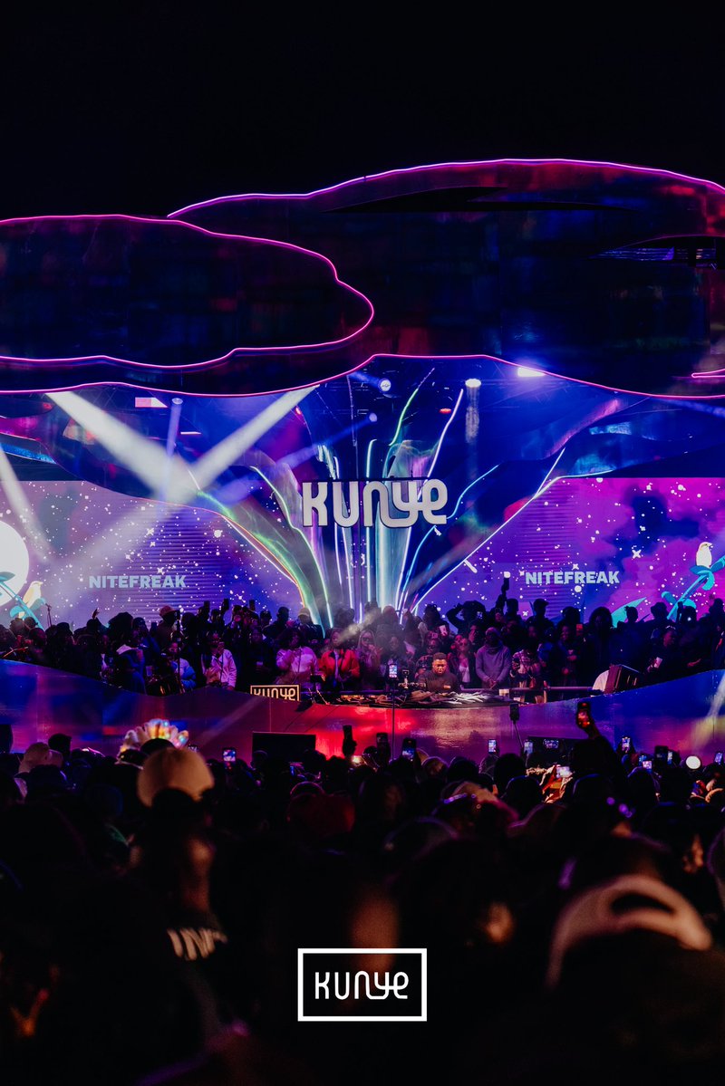 KunyeRecords's tweet photo. Over 10,000 of you showed up yesterday 🖤

You brought the energy, the love and the unmistakable spirit that makes this community so special.

Thank you for dancing with us, trusting us and making another unforgettable chapter of Kunye.

As One. 🖤 https://t.co/IKd2OwamaY
