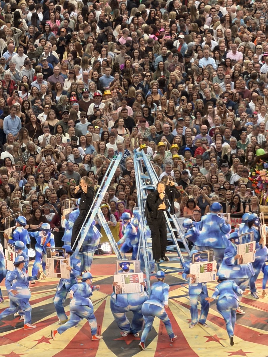staceyauld13's tweet photo. Take That, you were absolutely amazing last night.. What a show! 😮‍💨👏  #ThatThat #Aviva #Dublin https://t.co/bi3C07t43z