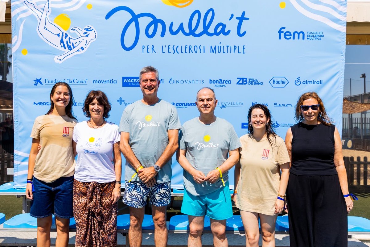 Junts_BCN's tweet photo. 💦 Com cada any, des de Junts per #Barcelona participem en l’acte central del #MULLAT2026 que organitza @FundacioEM.

Des del Club Natació Atlètic Barceloneta (@CNAB_oficial) ens hem llença’t a la piscina! 

I tu? Ho has fet a la piscina del teu municipi? Anima’t i llença’t. 🏊🏻‍♀️🏊🏻‍♂️ https://t.co/uYVrYy49PZ