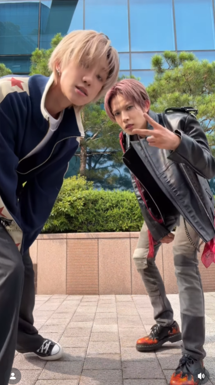 ayane64631's tweet photo. @h_evva_n @RIIZE_official with SEVENTEEN
https://t.co/J2F4OUuYIX
#RIDE_OR_DIE #Overflow
@h_evva_n
#EVAN #에반 #EVER
#EVAN_from_ENHYPEN
#HEESEUNG #희승 #李羲承 #ヒスン
#HEESEUNG_from_ENHYPEN https://t.co/ZMT2TgMAZj