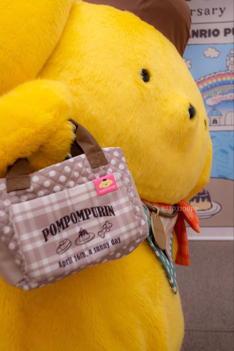 yo230310PPP's tweet photo. ねぇ、みてみてぇ〜！ぼくのバッグ〜！
おやつがい～～～～っぱいはいってるよ！ https://t.co/ONNDCWc25J