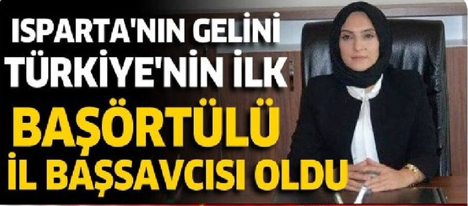 I__am_Legend_'s tweet photo. Fotoğrafını sosyal medyaya koyup "Rabbime şükürler olsun" yazmış.

Rabbine kalsa bırak savcı olmayı, Bakara-282'ye göre şahit bile olamazdın.

Rabbine kalsa bırak savcı olmayı, Nisa-3'e göre kocan senden 3 tane daha nikahına alırdı.

Rabbine kalsa bırak savcı olmayı, Ahzap-33'e göre ancak evinde otururdun.

Rabbine kalsa bırak savcı olmayı, Nisa-34'e göre kocana itaatsizlik edince dayağı yerdin.

Rabbini bir kenara koyup seni bu makama getiren laik sisteme teşekkür etmen lazım.

Kadın ve erkeği hukukun önünde eşit kılan Atatürk'e şükretmen lazım.

Neyse kime ne anlatıyoruz ki.