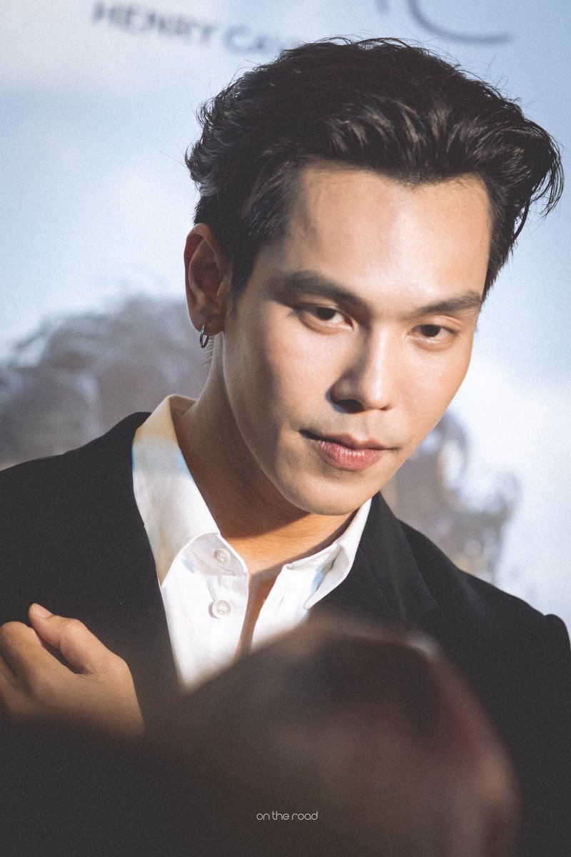 ontheroadno5's tweet photo. คิดถึงพิตรีหล่อ ๆ 😮‍💨

—————

#treporapat @treporapat https://t.co/Q79Ejsihsq