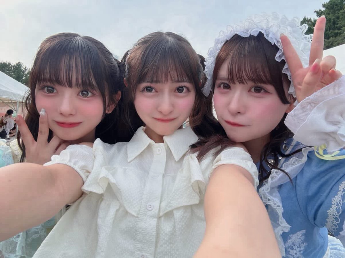 tsukine_ly1119's tweet photo. こまきちときいたんにも会えたー😻🤍
久しぶりにふたりと話せて安心した(  ´͈ ᵕ `͈ )♡ https://t.co/gHK1Gf35jQ