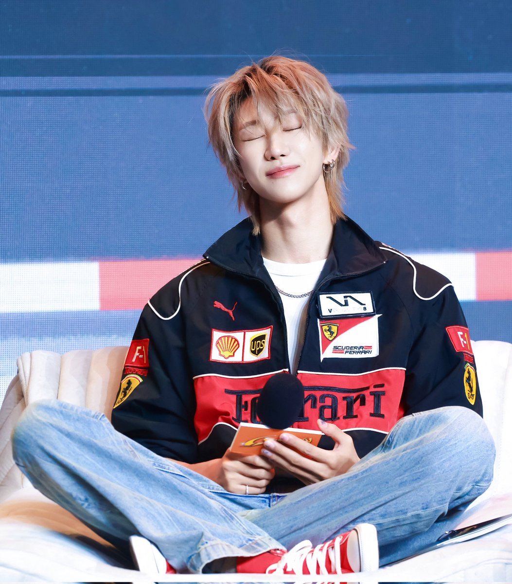 itsnir333's tweet photo. he's so kissable look at those cutie plump cherry flavored lips 🍒🤏🏻 https://t.co/VfaEWmHVHm