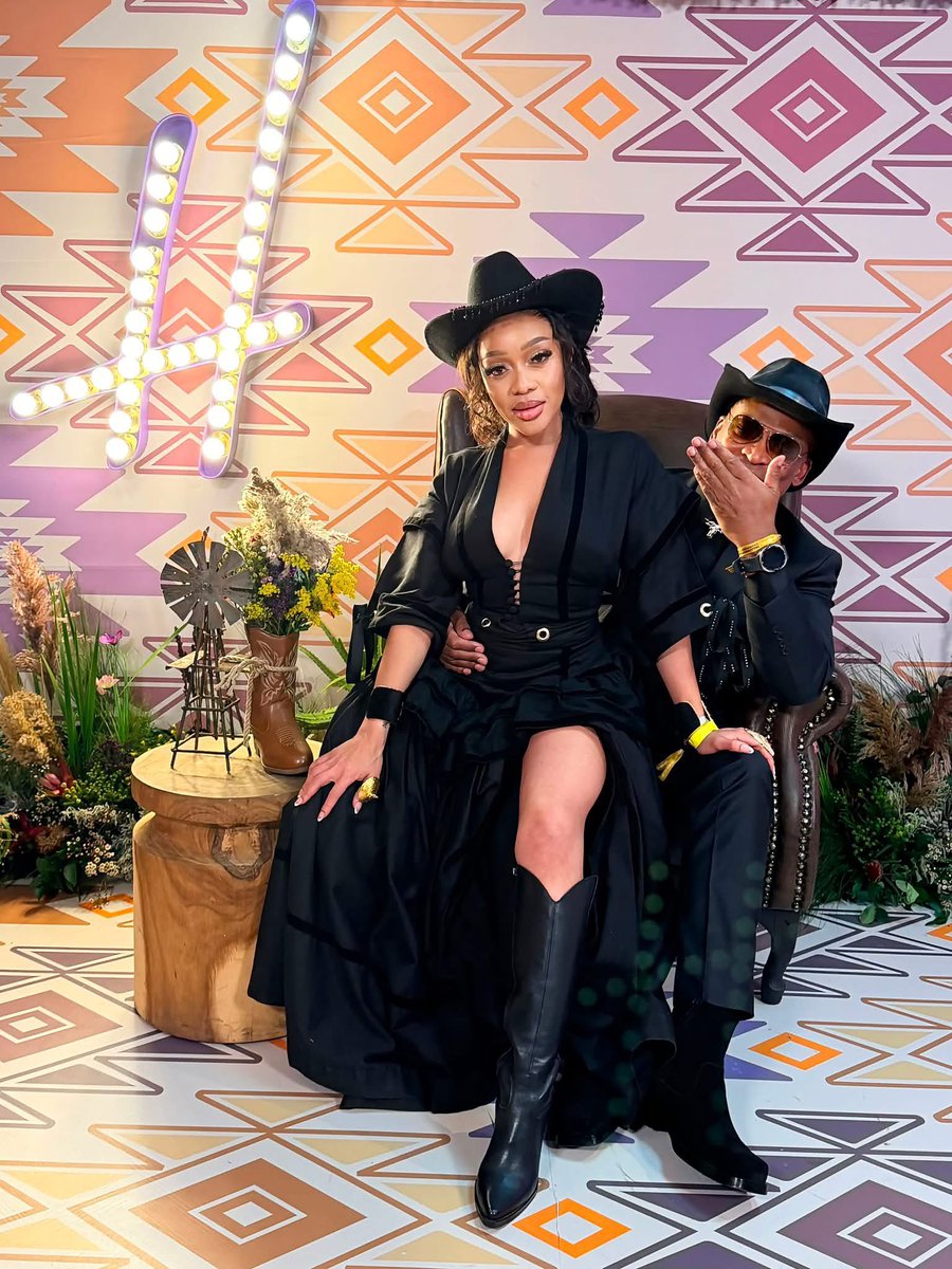 Cebe_Lihle23's tweet photo. Thando Thabethe and her man, Robert Marawa🔥 I’m afraid they look so good together😍🥰 https://t.co/FxZKBj8adL