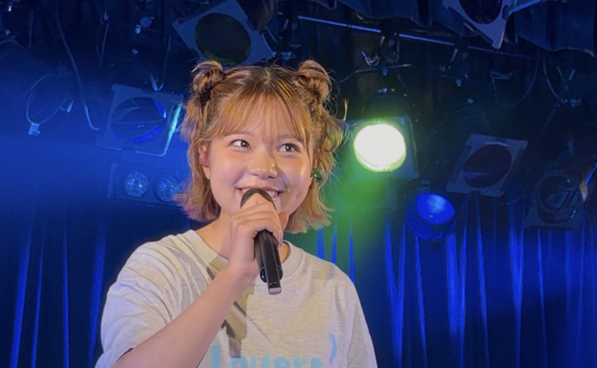 asmi_mana's tweet photo. ①久々にみんなの声聞けるかな…なあすち
②みんな、いけるよね？？なあすち
③すっごーーーーい！なあすち
④みんなありがとーーー！なあすち
#asmi 
#asmi_LoversWeekend https://t.co/6kVqDth35x