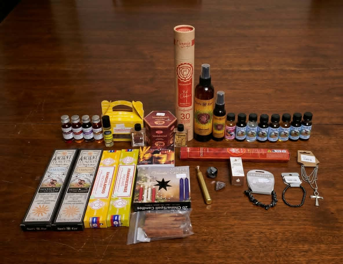 Divine_Intents's tweet photo. Good morning. Today is Sunday, July 5th. We are open 10:30 am - 5 pm.
Looking to make an Anubis altar? Here are some items that may help! This & more in-store & online. Online https://t.co/8cGxTChfDw
#oils #crystals #jewelry #anubis #egyptian #altar https://t.co/yfXTl3Ykc7