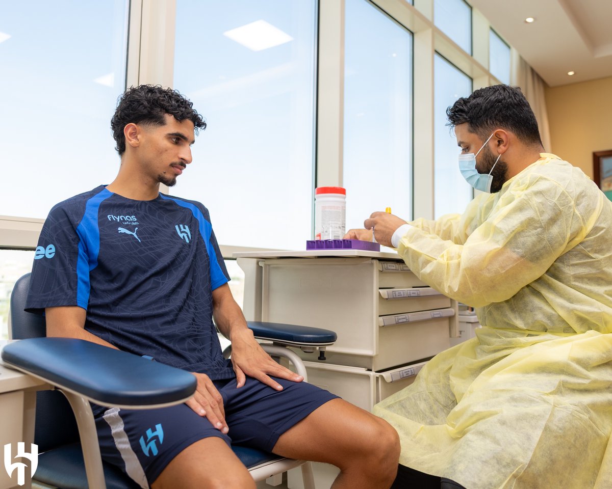 Alhilal_FC's tweet photo. 🔹 أجرت المجموعة الأولى من لاعبي الفريق الفحوص الطبية؛ ضمن البرنامج الإعدادي لانطلاق الموسم الجديد 🩺 https://t.co/KHimBb4vQX