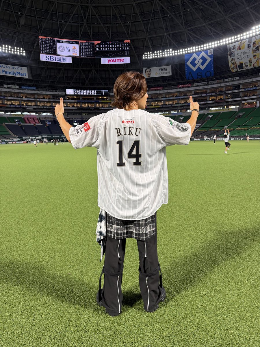 RIKU1994810's tweet photo. やはり聖地は行かなくてはね🧖
久々でした。
鷹祭、ありがとうございました！！ https://t.co/2v9YVaWm4Q