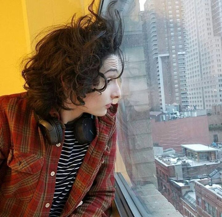 finn wolfhard hair tweet media