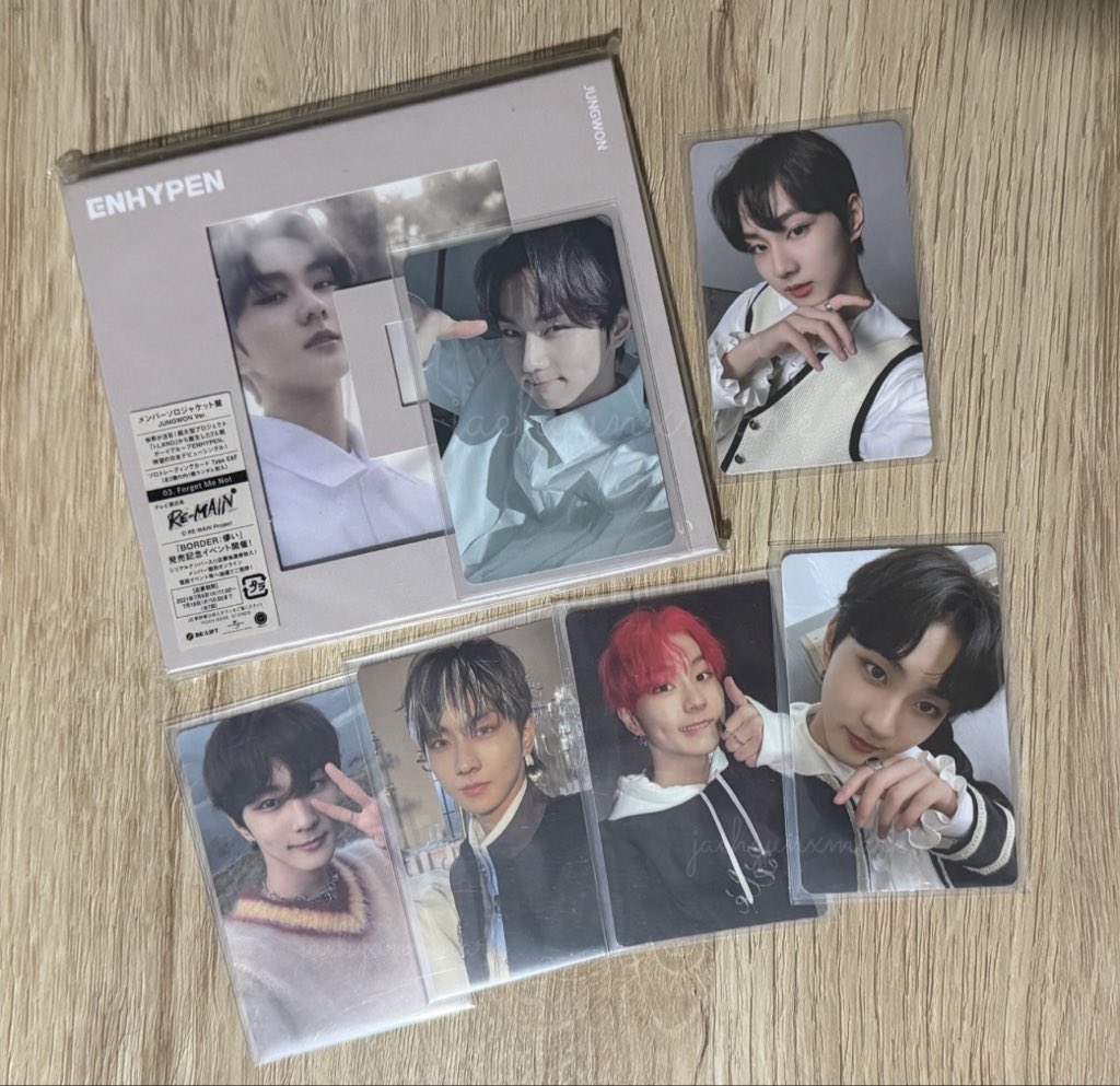 wonpayo's tweet photo. wts lfb ph mini quitting sale

enhypen jungwon assorted pc set
- border: hakanai white version
- border: day one dusk version
- manifesto: day 1
- orange blood
- dark blood

╰ ₱2,500 (₱2,400 if payo)
dop: negotiable

dm me or @jaehyunxmark to claim! https://t.co/nYci1hrc9f
