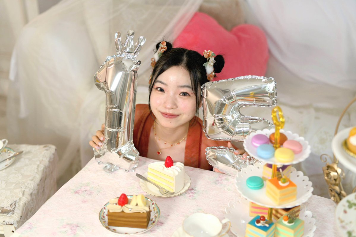 senriii7676's tweet photo. My birthday🎂💐

１５歳になりました🩷

15歳のせんりもよろしくお願いします︎🌟

突進して突き進んで色んなことに挑戦するぞ‼️

 #誕生日  #誕生日フォト  #15歳  #中学生 https://t.co/oDb7EvpscF