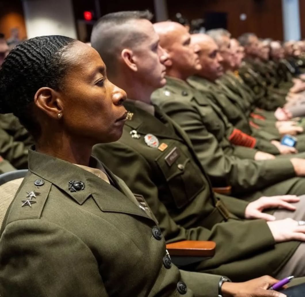 skiistiredasf's tweet photo. Meet Lorna Mahlock, the first Black woman to become a Major General in the history of the United States Marine Corps! 👏🏾 https://t.co/nyQ5LsxabZ