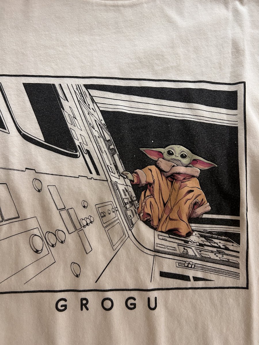 Haraguronne05's tweet photo. Tシャツ買っちゃったよ〜
グローグーが可愛すぎて…💚
映画これ着ても一回観に行こうかな〜 https://t.co/ERsYv3T7XE