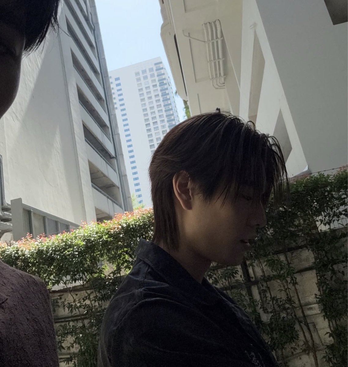 yejin_x2j's tweet photo. จริงนะไอ้มุมไีรแบบนี้เขาจะแอบถ่ายเพื่อนแบบนี้ไปทำไมไม่ใช่มุมหลุดด้วยพี่มีเพื่อนมา30กว่าปีพี่ไม่เคยทำแบบนี้กับเพื่อน สิ่งนี้พี่ทำกับพ่อของลูกพี่คนเดียว เด็กผู้ชายเขาเล่นกันแบบนี้อ่อวะ 🫠🫠 https://t.co/PIvOK4znON