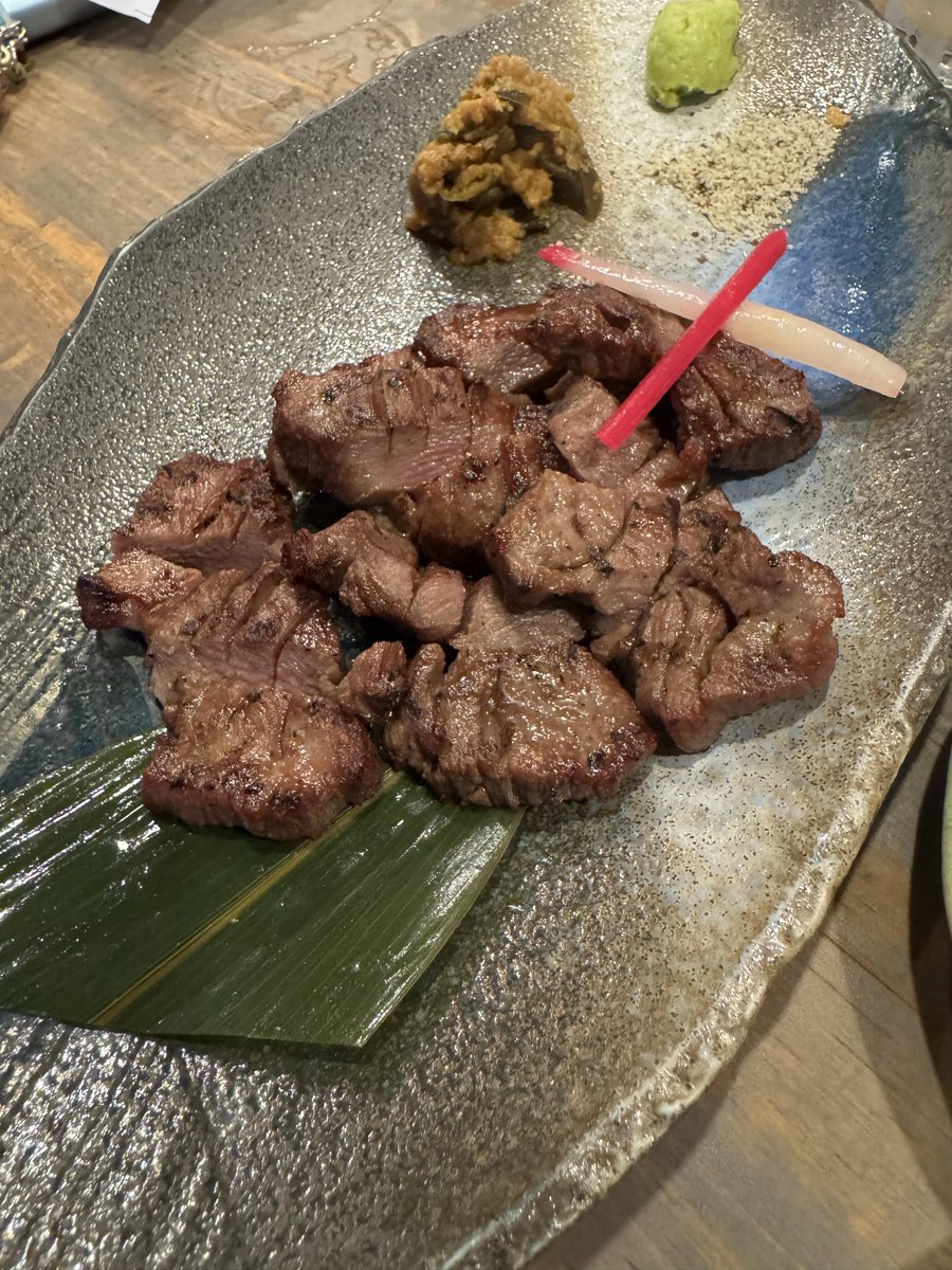 yume4052's tweet photo. AdoちゃんのLIVEで始まり
観光もできて大満足な2日間でした🥹💓💓

誰ともお会いできなかったけど
次機会があったらお会いしてください🌟

#Ado 
#酒フェス https://t.co/7ZVpcsn4ZN