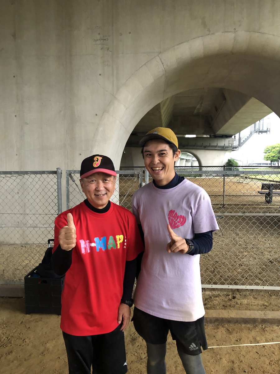 hiroppi4126's tweet photo. 三重県最終日‼️今日は桑名で 五城さん、ナカイ君達の練習会に参加😄で、皆さんが集合する前に ナカイ君と10番勝負🔥結果は◯／◯ で勝越し💪やったぜ😁そして、全員揃ってからの総当たり戦🔥結果は、優勝🏆ともるさん、準優勝🥈ヒロッピーでした😆楽しかったー😄ありがとう🙇‍♂️ https://t.co/INIYM7QjYA