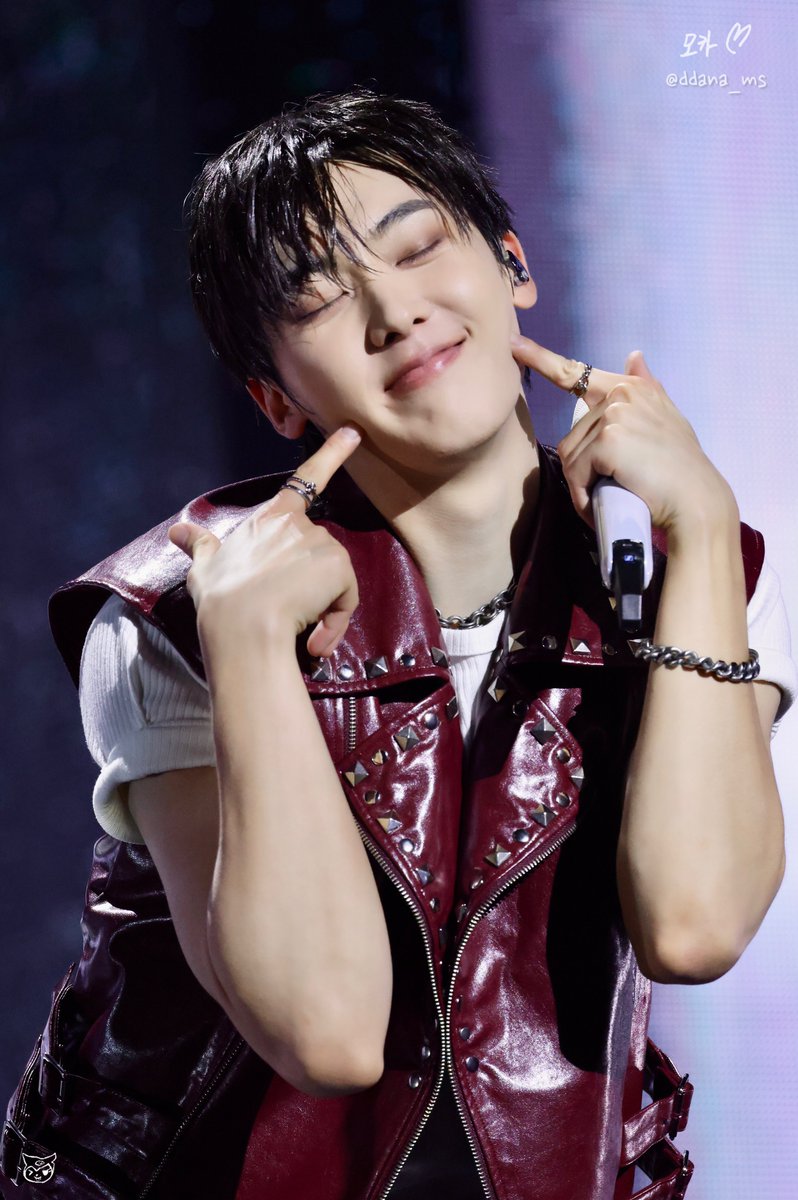 ddana_ms's tweet photo. 260705 2026 YOON SAN-HA FANCON 
JUST NO REASON

pre.
니가 좋아~

#윤산하 #YOONSANHA #ユンサナ
#아스트로 #ASTRO #アストロ@offclASTRO @YOONSANHA_offcl https://t.co/rRd8HAA3yp