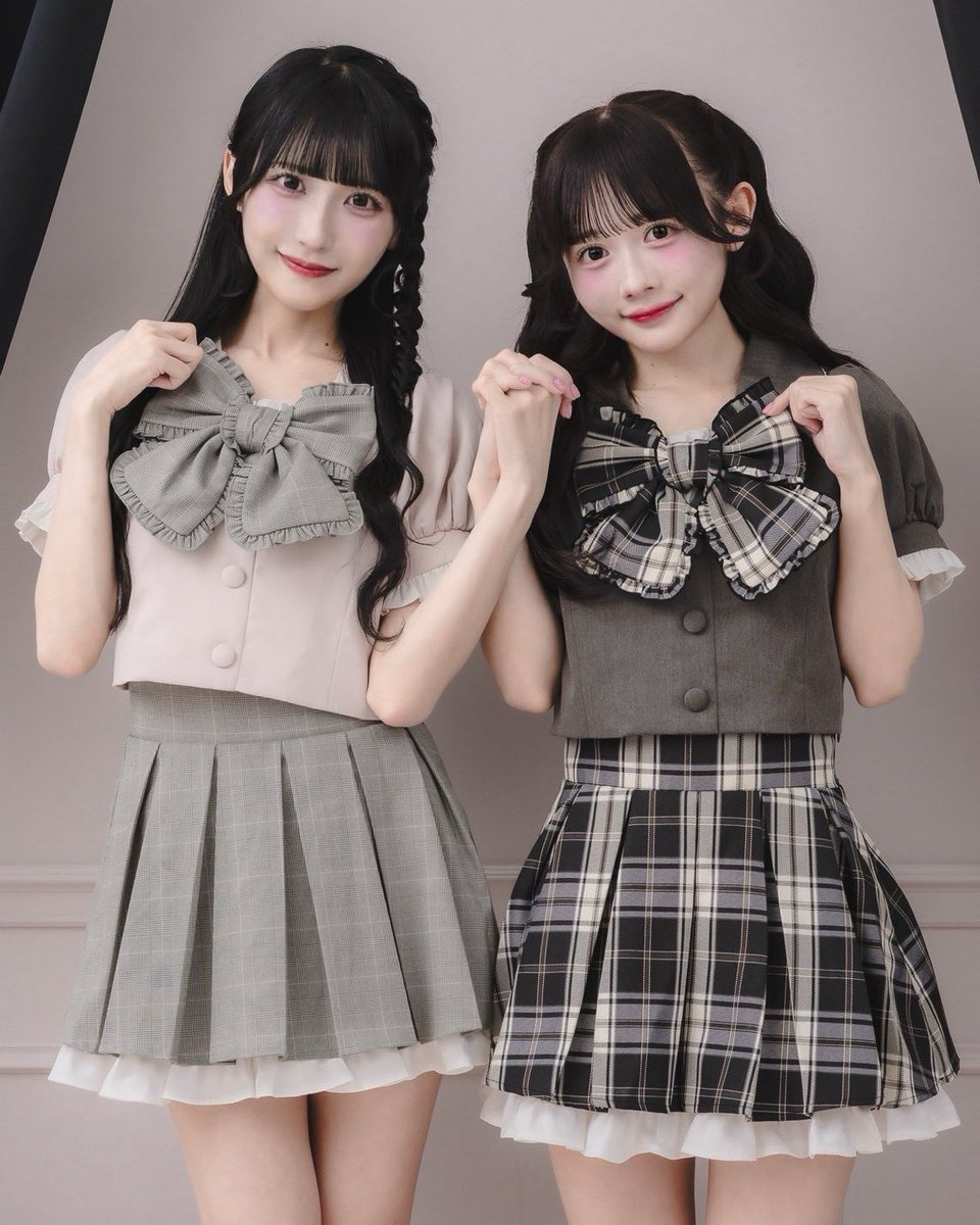 pium__official's tweet photo. ＼pium early autumn collection 🥄／

♡フロントリボンジャケットトップス
¥9,300(税込) 

♡ハイウエストボックスプリーツフリルスカート
¥9,500(税込)

web：7/2(木)20:00〜
SHIBUYA 109店：7/3(金)〜
LUMINE EST 新宿店 : 7/3(金)〜 https://t.co/KKWgl2pa2J