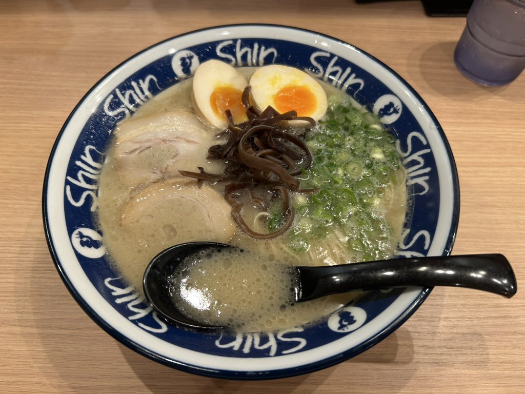 apple_F_0625's tweet photo. 福岡も美味しかった〜〜〜！！滞在短かったけど食には貪欲に！！ https://t.co/gEmt4od8lO
