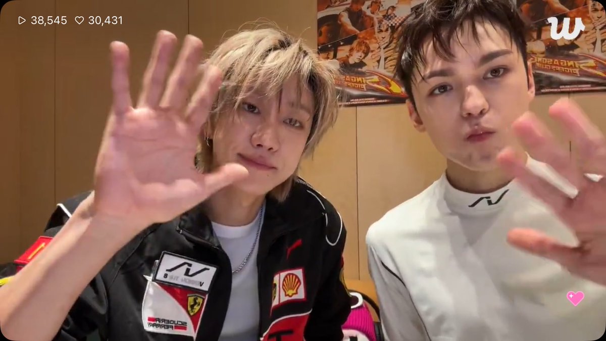 wonubliss's tweet photo. vernon and the8! 👋 https://t.co/D6zIFZn7wb
