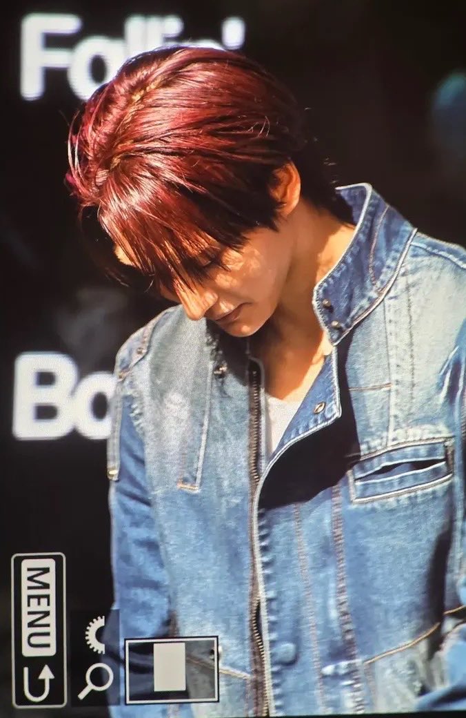 hws_lolo's tweet photo. cada foto uma cor diferente seonghwa, qual a cor? NÃO SABEMOS, mas tá divino mds do céu https://t.co/C8yH0IMaaj