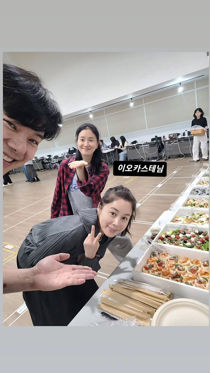 yeonmuduk's tweet photo. 괜히 연습실때꺼도 달아놓기< https://t.co/nXdkBbjQGd
