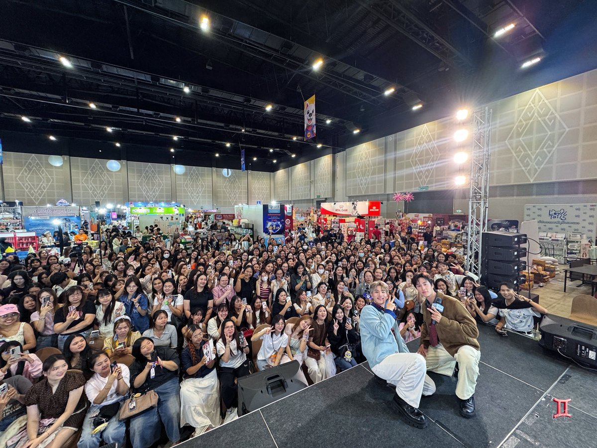 Geminint_family's tweet photo. ขอบคุณ​แฟน ๆ ทุกคนที่มาหากันนะคะ ❤️💙

GEMINIFOURTH KKN PET EXPO
#NEKKOxGeminiFourthม่วนคักที่ขอนแก่น
#GeminiFourth #เจมีไนน์โฟร์ท
#Gemini_NT #เจมีไนน์ @gemini_ti https://t.co/CF25exfnxq