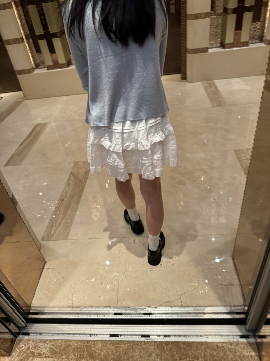 molele57037's tweet photo. ���天是JK妹妹 还是更喜欢侧入和正面 能捏胸能看表情 #母狗 #无套 #内射 https://t.co/lRmzA44dji