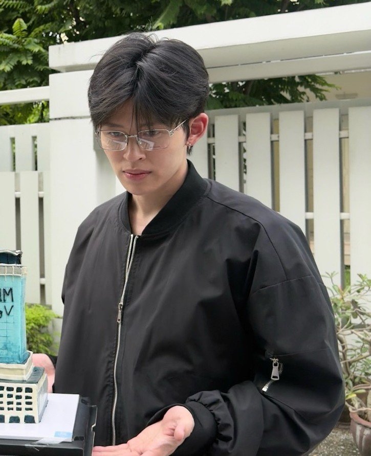 gurthcxme's tweet photo. แลกแว่นนี้ต้องวิ่งไกลแค่ไหนคะ 🫠

#ppnaravit https://t.co/h3FCyh21Il