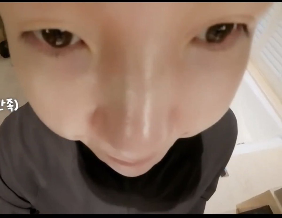 Atpt27's tweet photo. Cartoon version of Suga getting ready for his 12km run. Very cute. #suga #bts https://t.co/i4LQL9SLEH