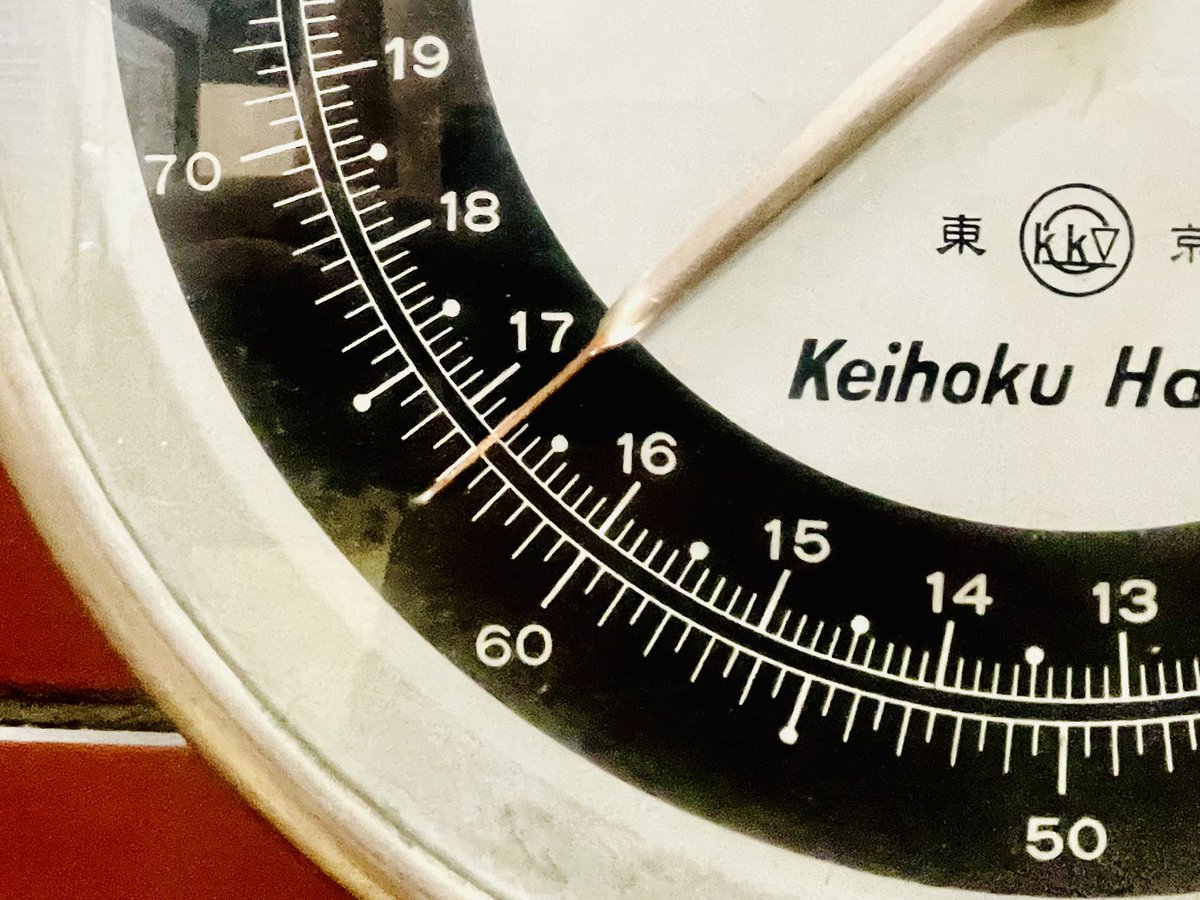 NekoTaniku's tweet photo. 一週間くらいポストを お休みしてました🙇‍♂️ごめんなさい💦

疲労による筋肉の💥断裂（肉離れ)💧

疲労で筋肉が急な負荷に耐えられず 筋繊維が千切れる怪我
激痛が走り 力が入らなくなったり 陥没 内出血が起きたり… で寝込んでました

仕事も初めての有給(5日)をいただき やっと回復✌️

でも 2kgも減💦 https://t.co/BnU552fNWg