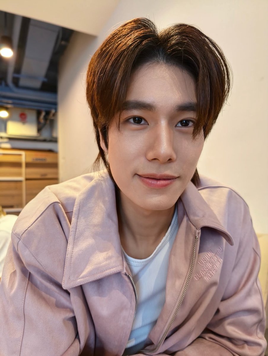 mercdssb's tweet photo. definisi ngga perlu uang dan kado yang mahal, asal kita sama sama memberi waktu, iri banget sama pasangan imut ini :( https://t.co/CKcEP1Px5d