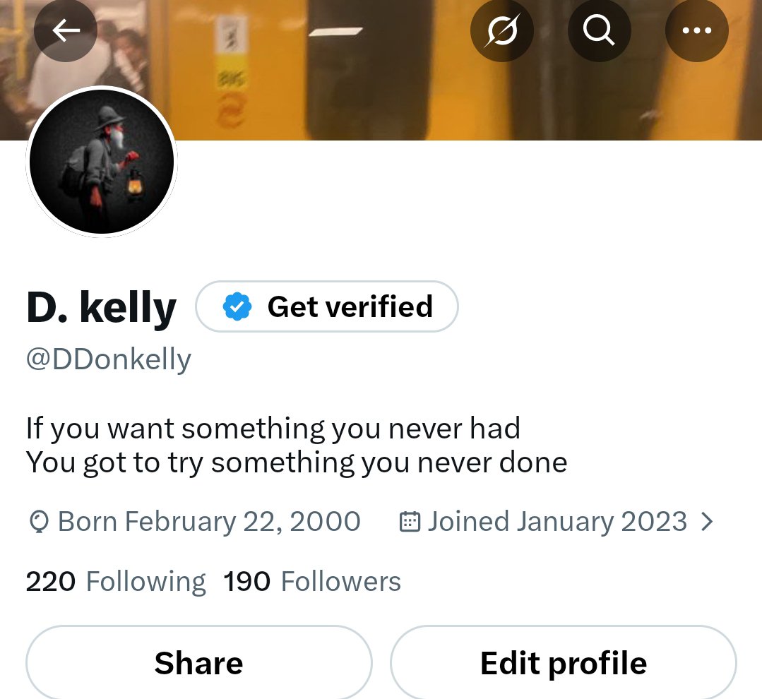 D. kelly tweet media