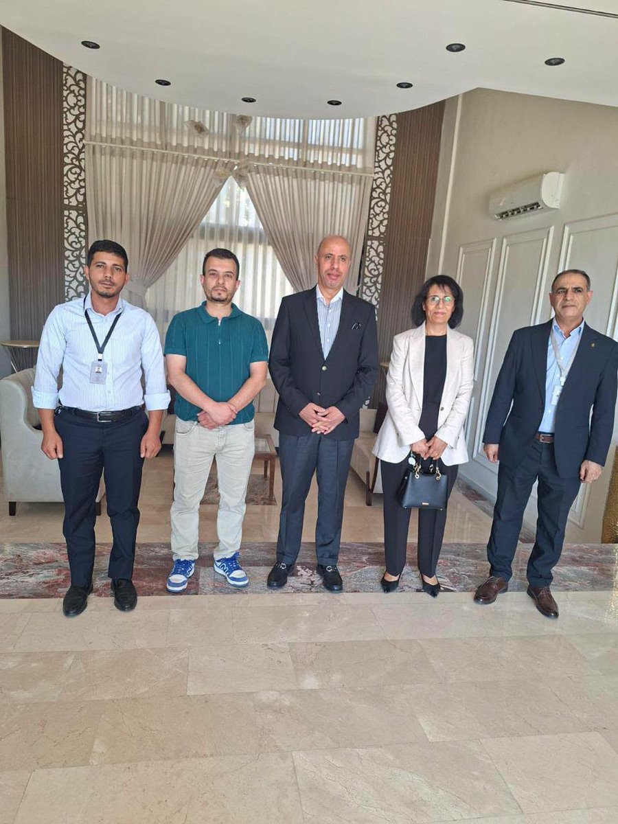 Senatejordan's tweet photo. الأعيان ماضي والفاخري يطلعان على برامج معهد العقبة المتميز للسياحة والفندقة

التفاصيل:https://t.co/ozxE6c5Bpq https://t.co/3hdaBEpWKL