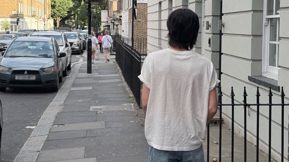 W00LOOKS's tweet photo. #WOOYOUNG in LONDON 🇬🇧 ❤︎ ! https://t.co/6SxYQwPV61
