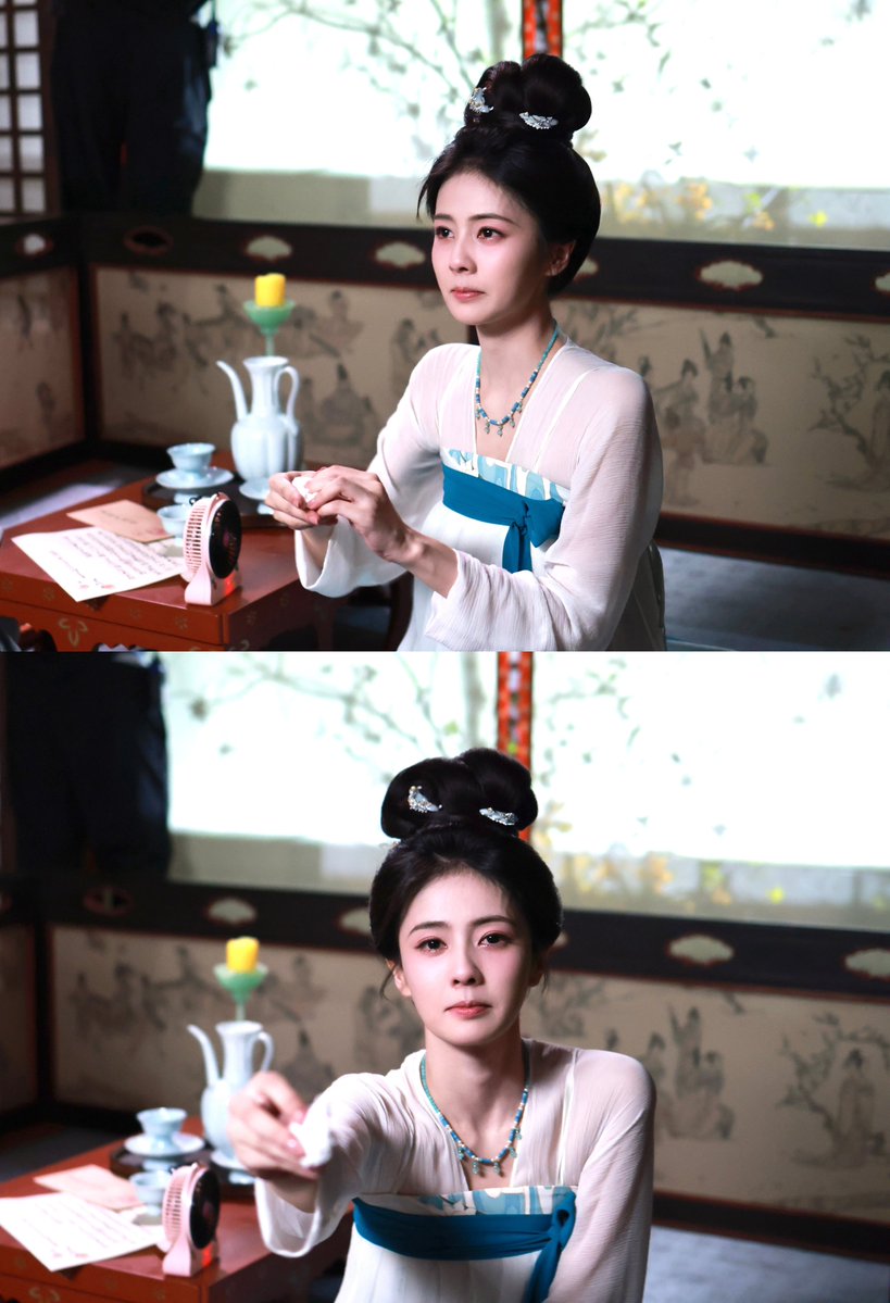 dablcpnk2's tweet photo. 260705 - hhd's Weibo 

"She has the vastness of a mountain, yet she doesn't hold on to their heights. 
She has the vitality of the trees, yet faces changing of the seasons and the uncertainty of life. 

Ah Li, this June with you by my side ha been so healing. I hope that we can find happiness without having to chase after it 🌞"

#BaiLu #TheFirstJasmine 

1/5
