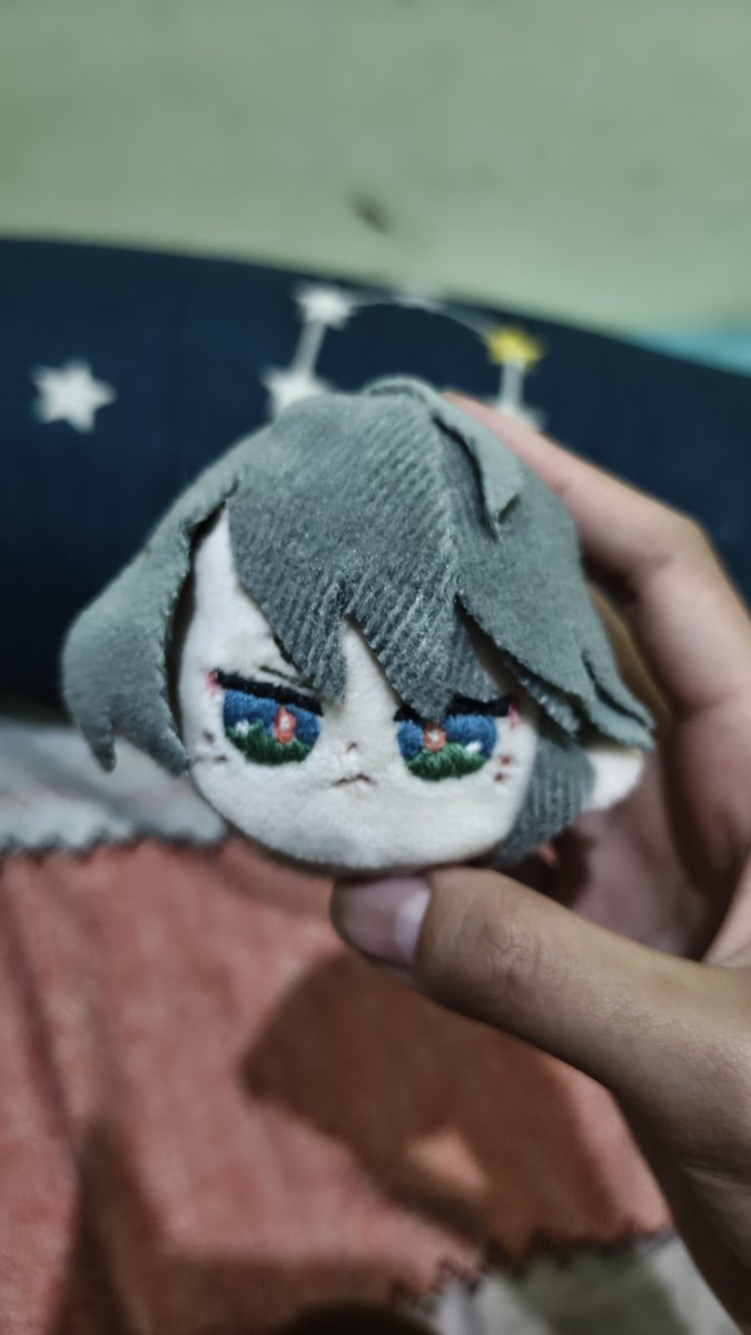Unnyan_Studio's tweet photo. @merch_fesss nih perbandingannya. kiri kain impor, kanan kain velboa https://t.co/RpuPLOZ7VM