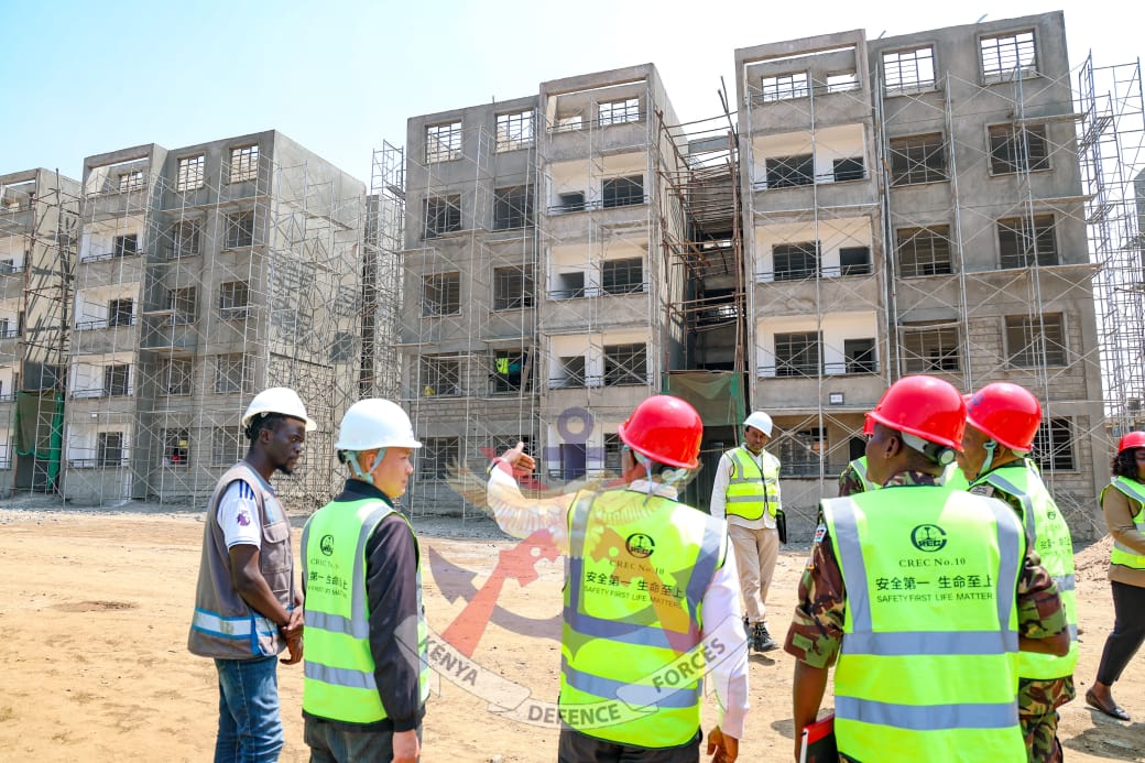 kdfinfo's tweet photo. Modern and dignified housing is a key pillar in enhancing the welfare of KDF personnel.  As part of the Ministry's oversight of these strategic infrastructure projects,  Dr. Patrick Mariru conducted site visit at  Lang'ata and Kahawa Garrisons. 
See more: https://t.co/0iM6RDzm38 https://t.co/kV6KFVAYBy