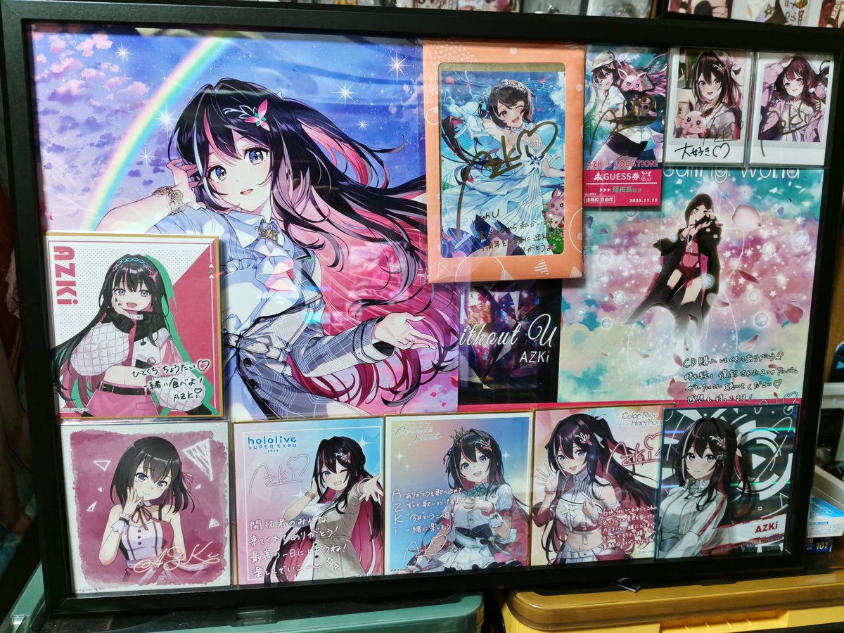 アシュア　直筆コラボ色紙 AZKiボード完成‼️ 直筆と復刻CD特典ポスターや いただき物のビジュボ