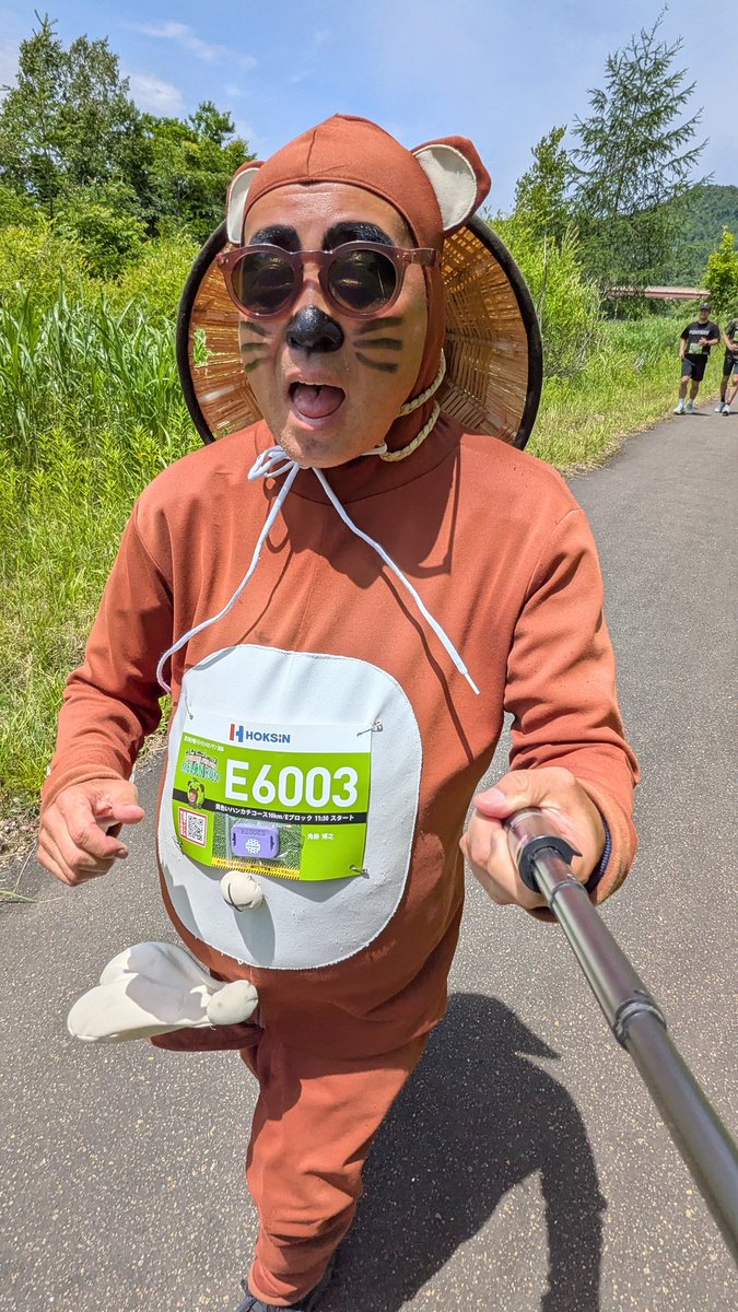 RunnerPonkichi's tweet photo. 道がほそくなった
すいぶんほきゅ💦
のぼり〜⤴️くだり〜⤵️ https://t.co/i1t1JGj8xs